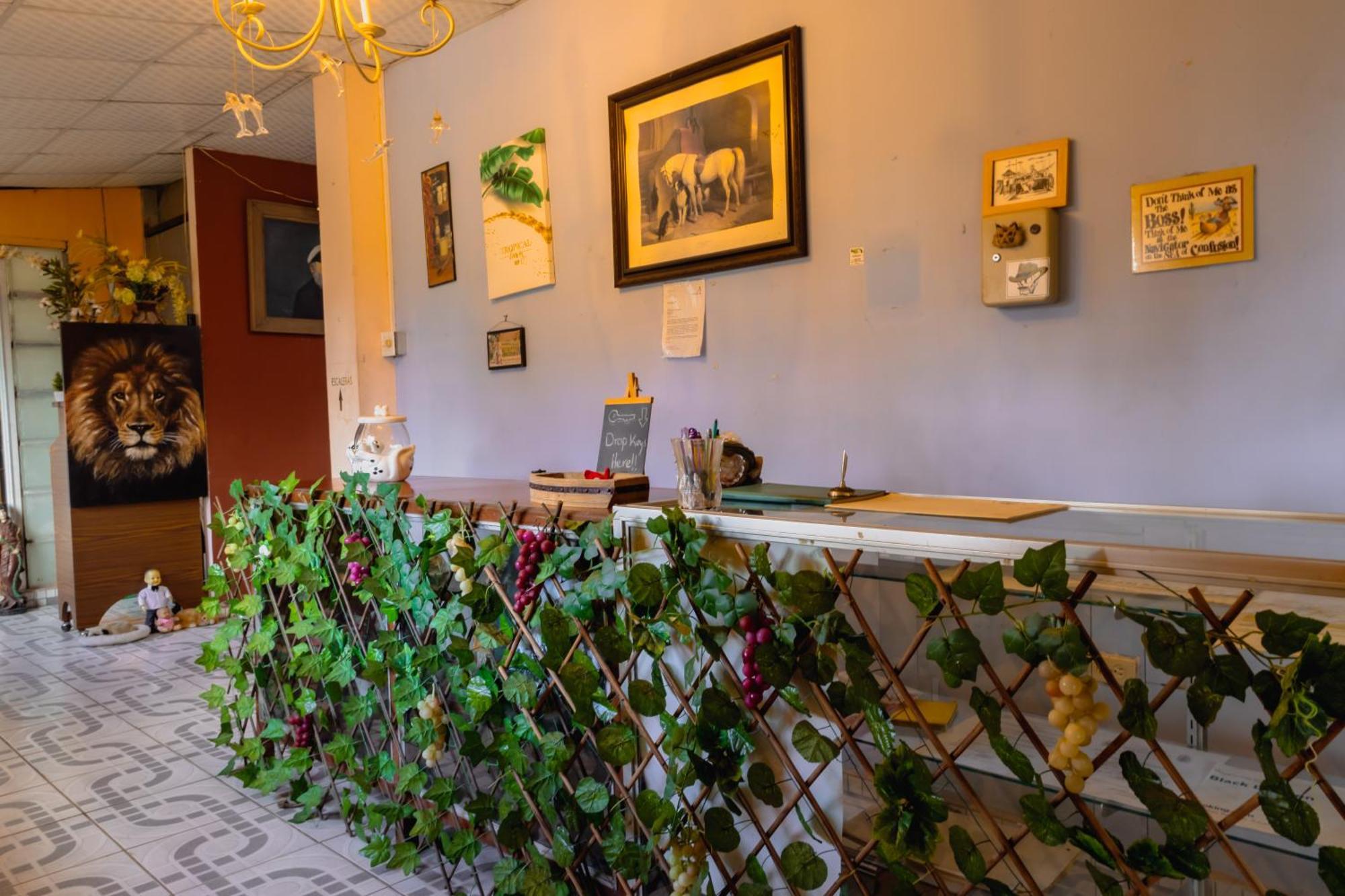 Black Lion Inn سانتياغو المظهر الخارجي الصورة